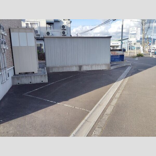 駐車場 (駐車場)