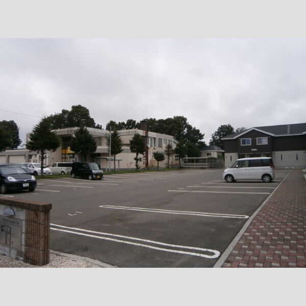 駐車場 (駐車場)