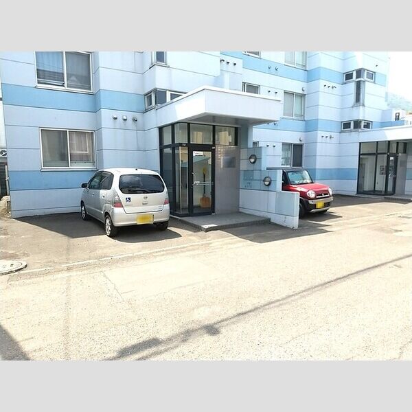 駐車場 (駐車場)