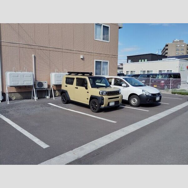 駐車場 (駐車場(5~8))