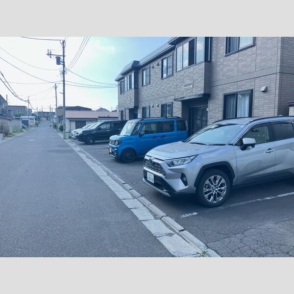 駐車場 (駐車場)