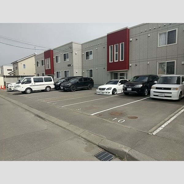 駐車場 (駐車場)