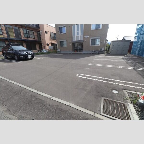 駐車場 (駐車場)