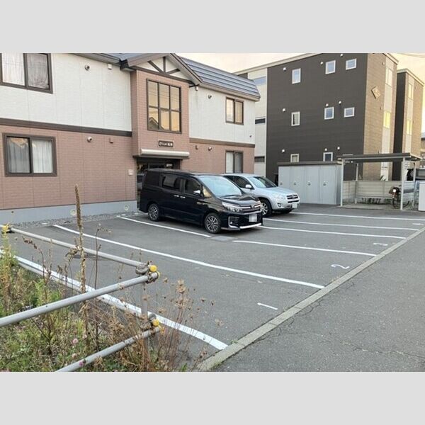 駐車場 (駐車場)