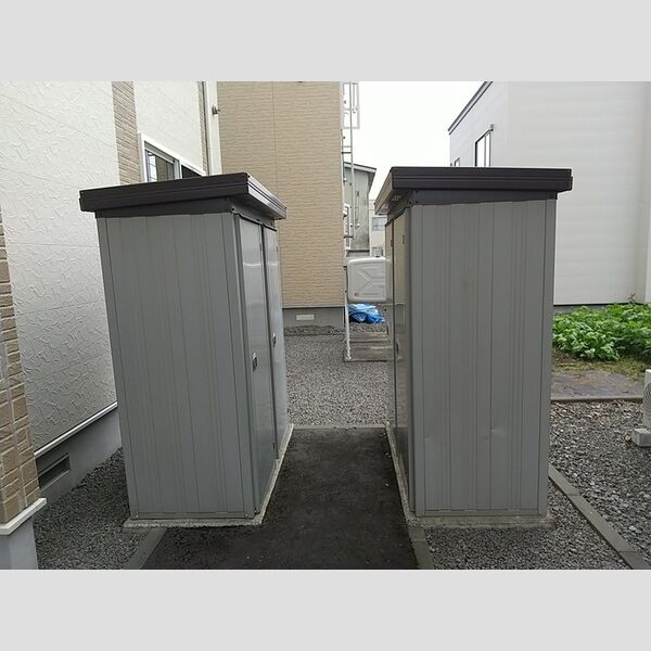 現地周辺 (物置)