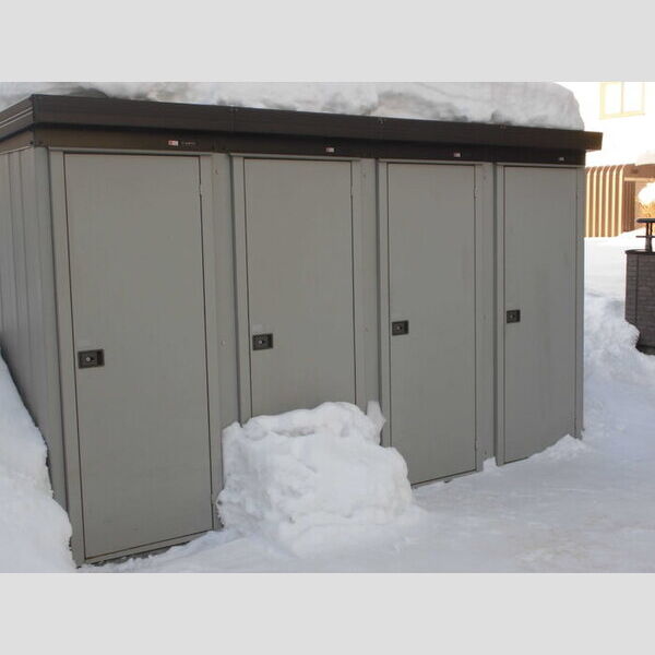 現地周辺 (物置)