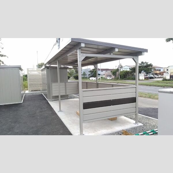 現地周辺 (駐輪場)