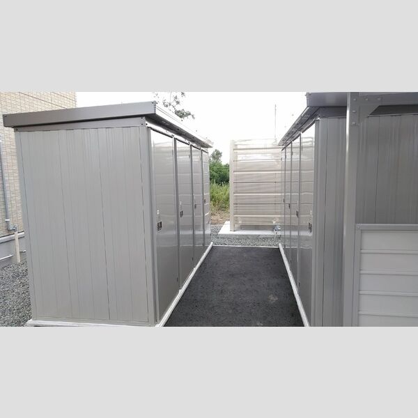 現地周辺 (物置)