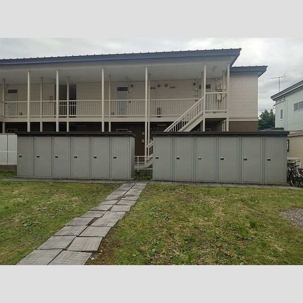 現地周辺 (物置)