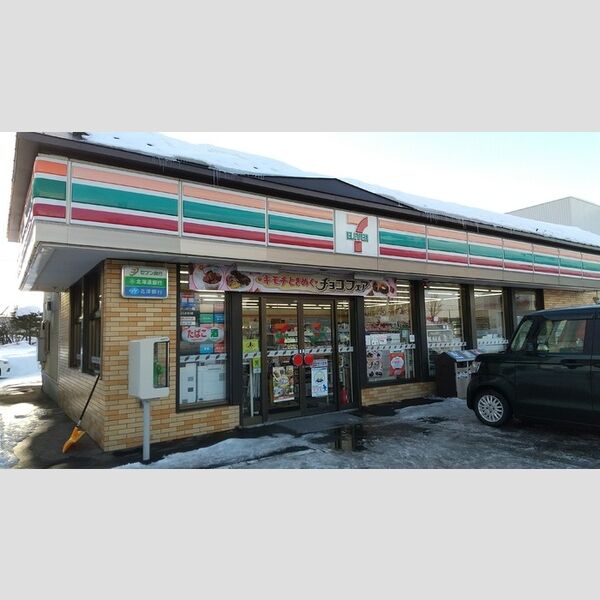 現地周辺 (セブンイレブン北恵庭店)
