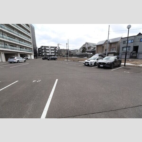 駐車場 (駐車場)