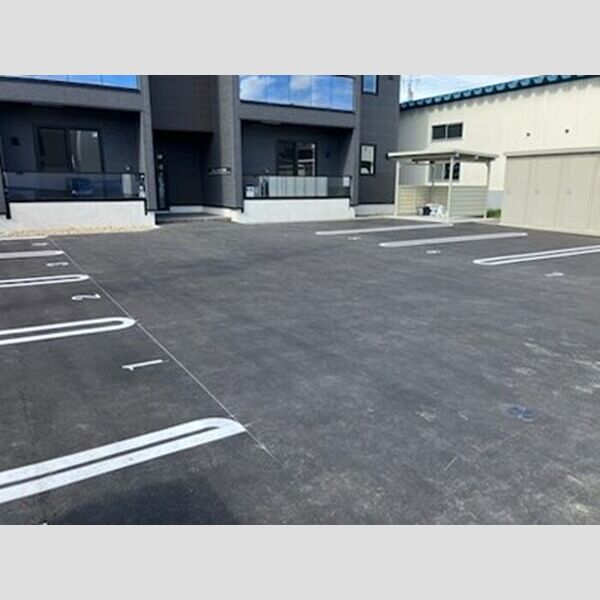 駐車場 (駐車場)