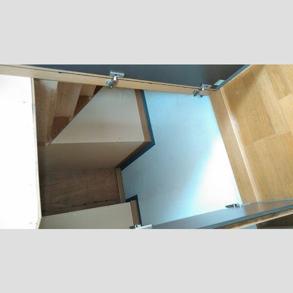 その他 (階段下収納)