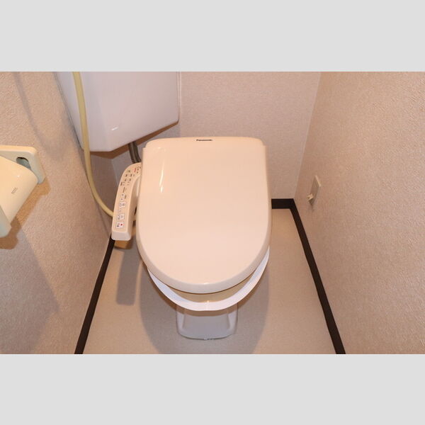 トイレ (温水洗浄便座)