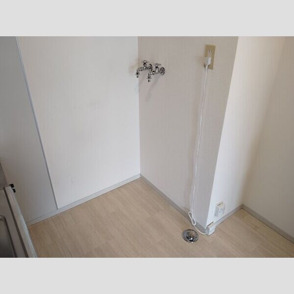 その他設備 (室内洗濯機置き場)