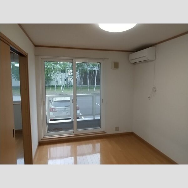 その他 (洋室)