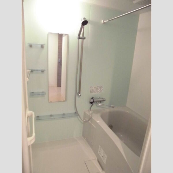 バス (浴室乾燥機・追い焚き機能付)