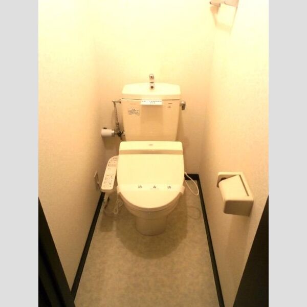 トイレ (温水洗浄暖房便座)