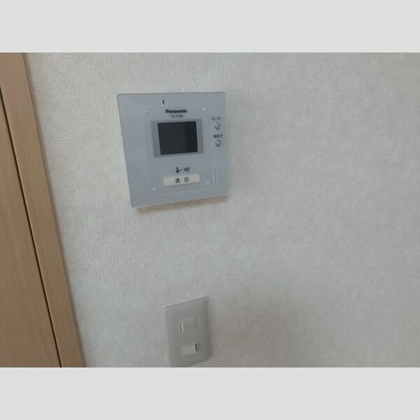 その他設備 (モニター付きインターフォン)