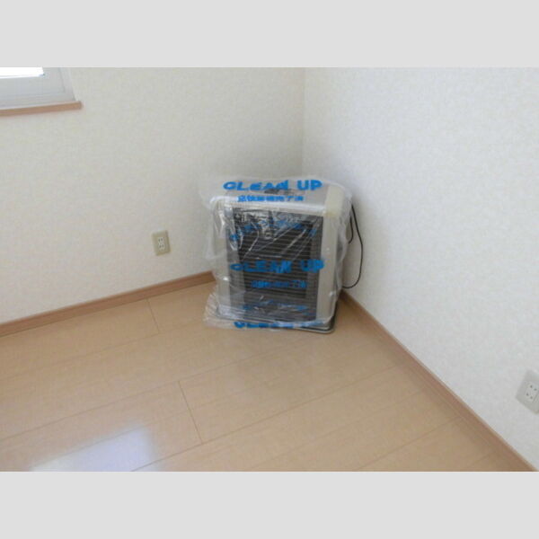 その他設備 (灯油FFストーブ)