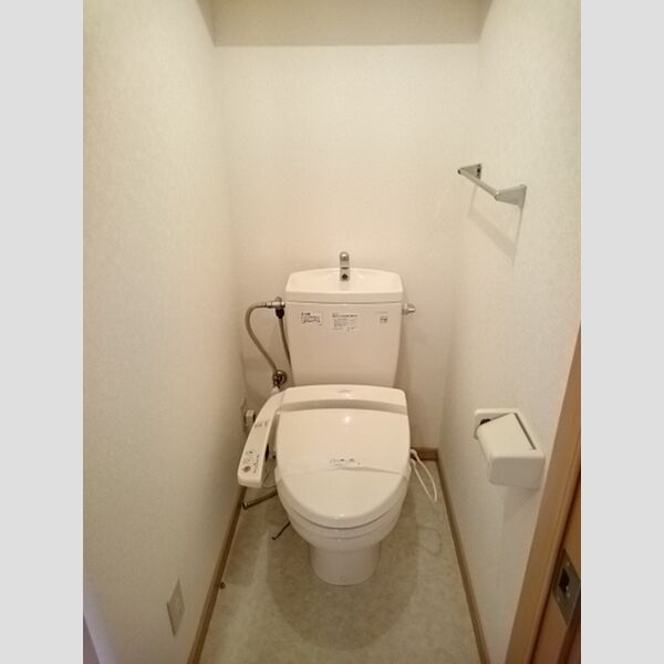 トイレ (温水洗浄暖房便座)