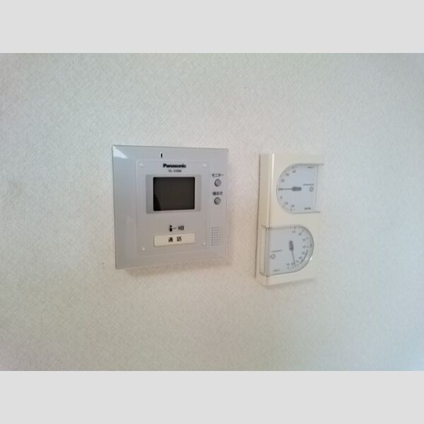 その他設備 (TVモニター付インターホン)