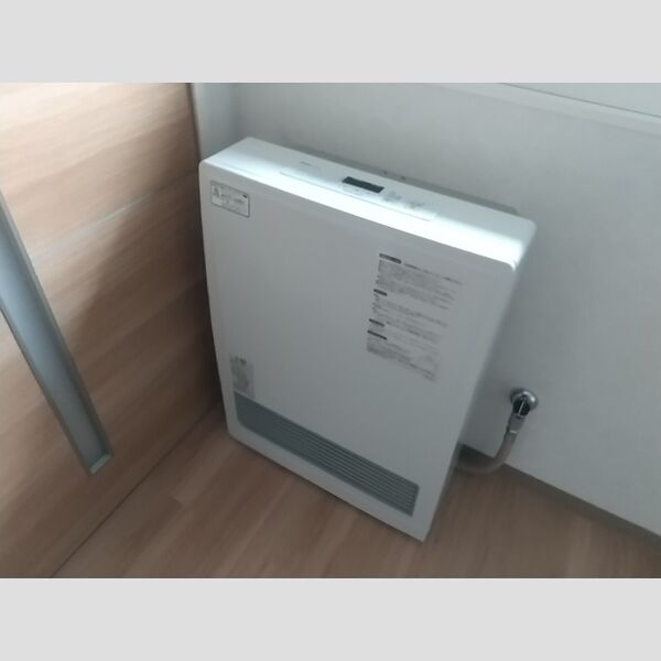 その他設備 (ガス暖房機)