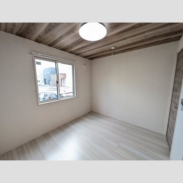 その他 (洋室①)