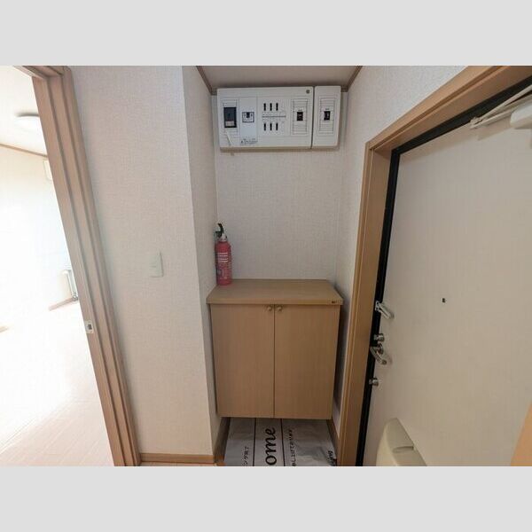 玄関 (玄関)