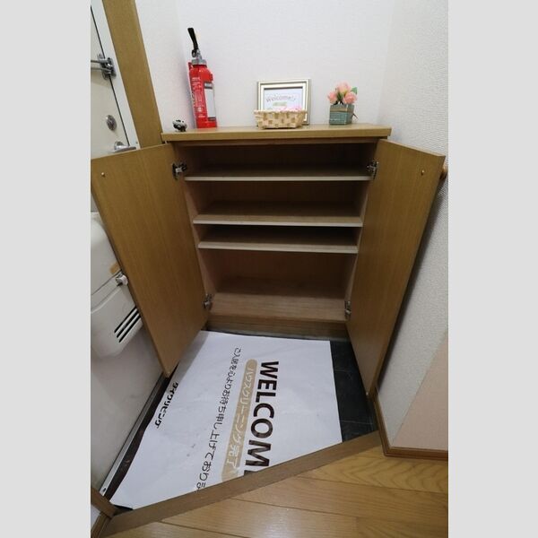 玄関 (シューズボックス)