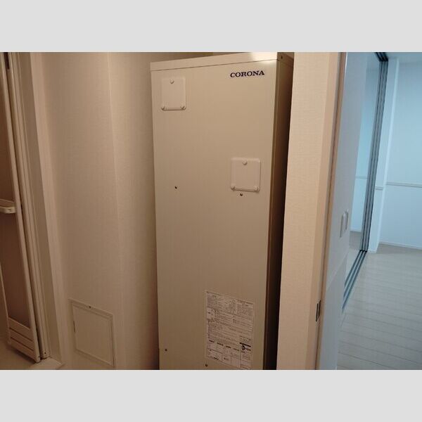 居室・リビング (電気温水器)