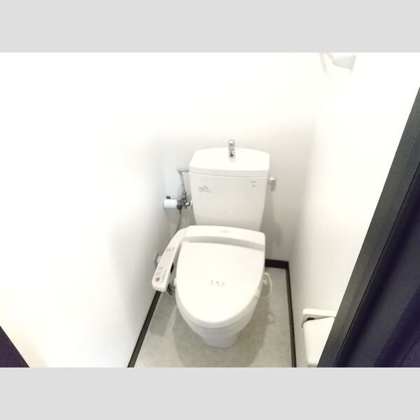 トイレ (温水洗浄暖房便座)