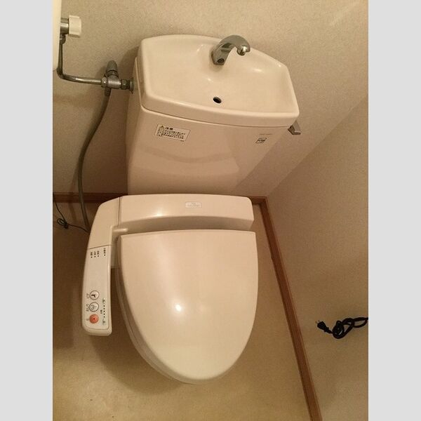 トイレ (温水洗浄トイレ)