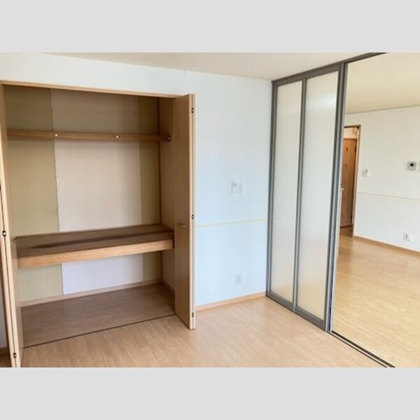 その他 (洋室)