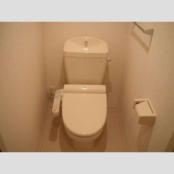 トイレ (温水洗浄暖房便座)