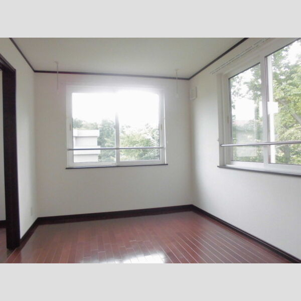 その他 (南側洋室(6帖))