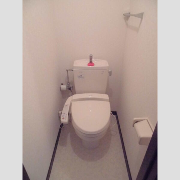 トイレ (温水洗浄暖房便座)