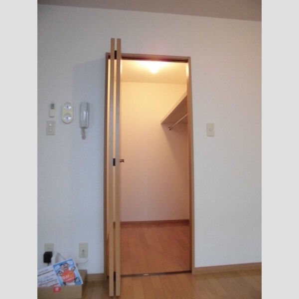 収納 (ウォークインクローゼット)