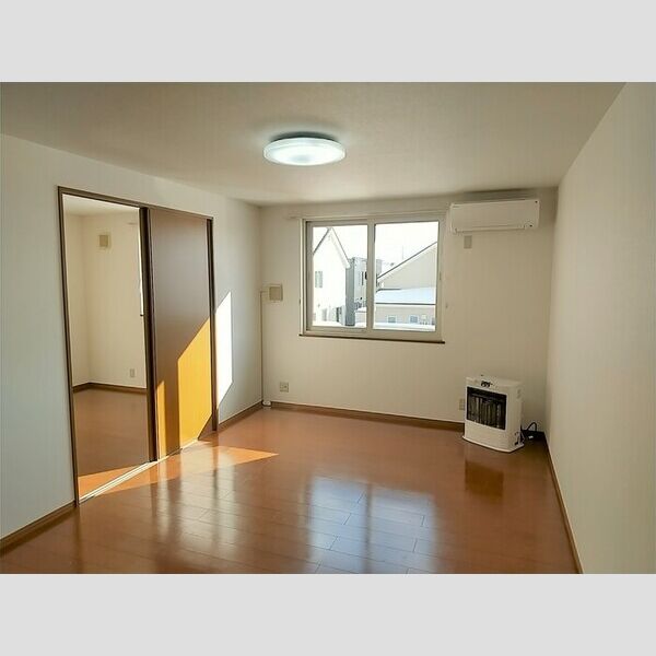 居室・リビング (リビング(エアコン、暖房、照明付き))