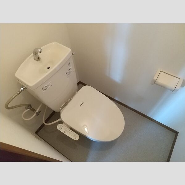 トイレ (温水洗浄暖房便座)