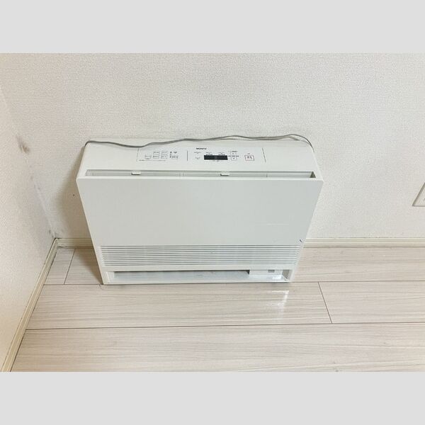 その他設備 (リビングファンコンベクター)