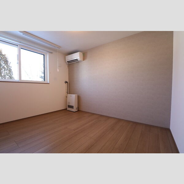 その他 (洋室(エアコン・暖房機付き))