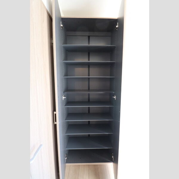 玄関 (シューズボックス)