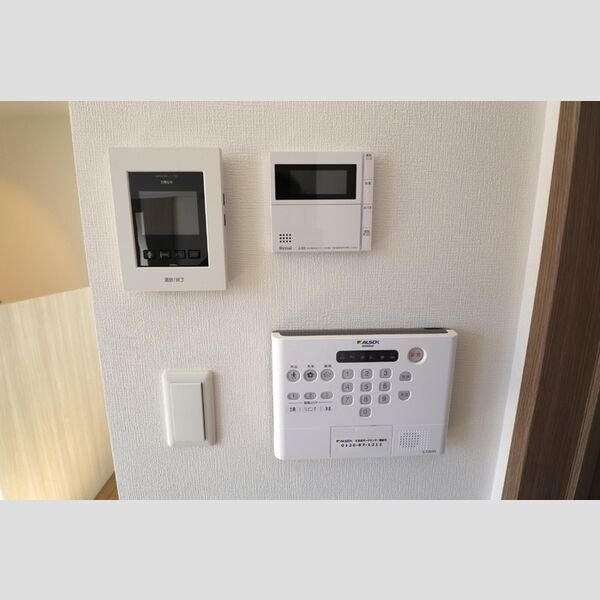 その他設備 (モニタ付インターホン・ALSOKホームセキュリティ)