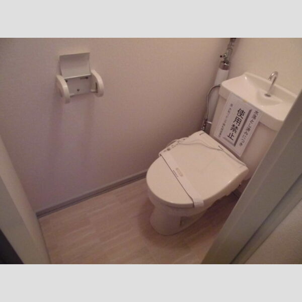 トイレ (トイレ(温水洗浄暖房便座))