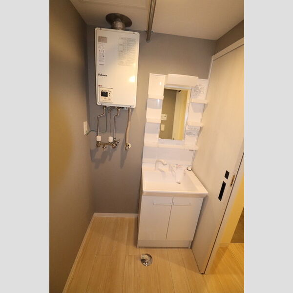 洗面所 (脱衣所)