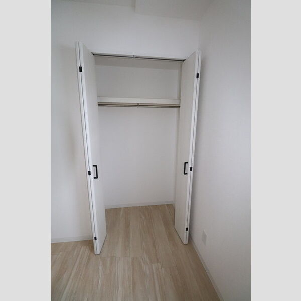 収納 (クローゼット)