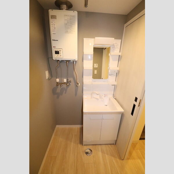 洗面所 (脱衣所)