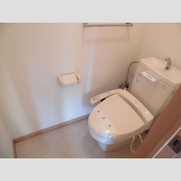 トイレ (温水洗浄暖房便座)