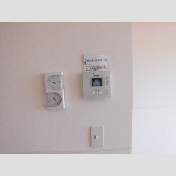 その他設備 (TVモニター付インターホン)